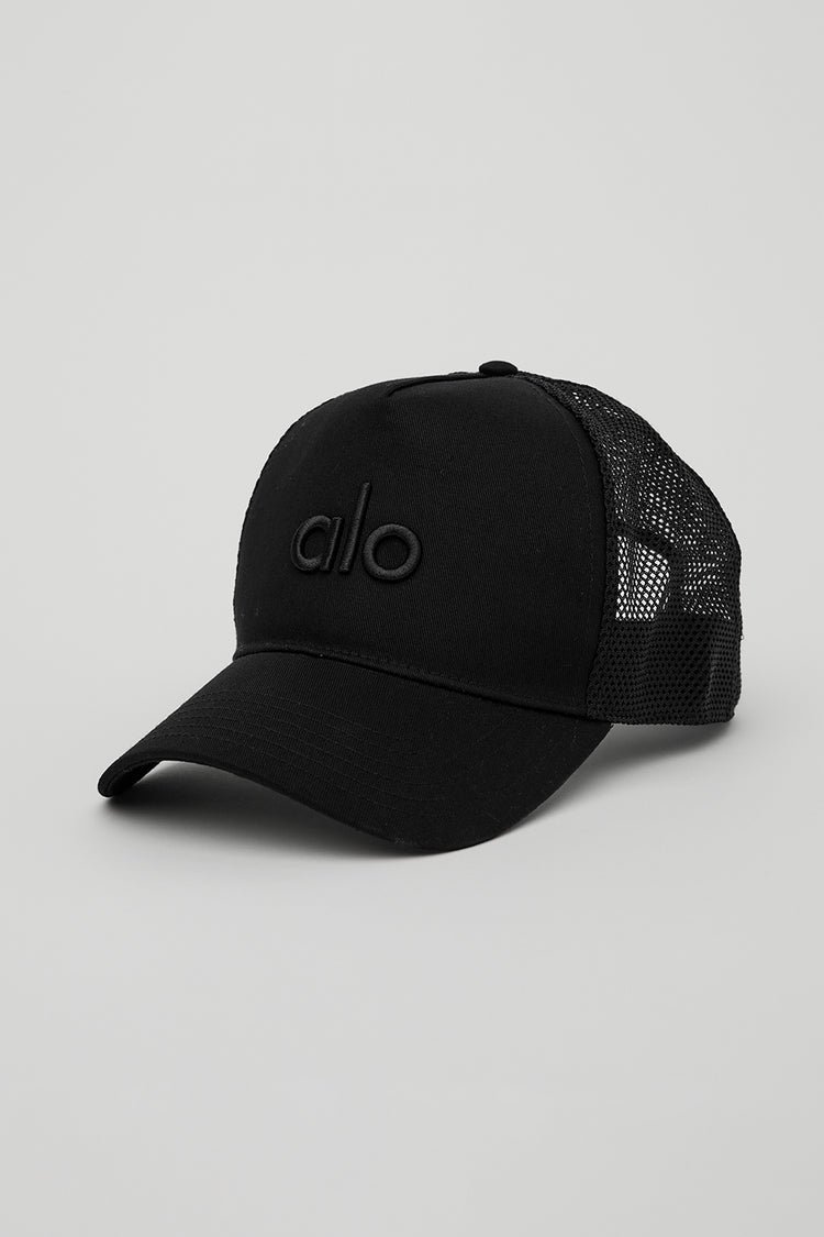 Alo District Trucker Hat – Black